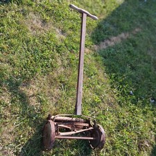 Antique Vintage University