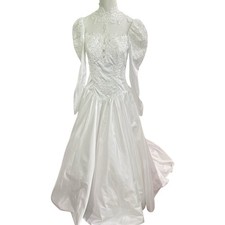 VTG Victorian High Neck