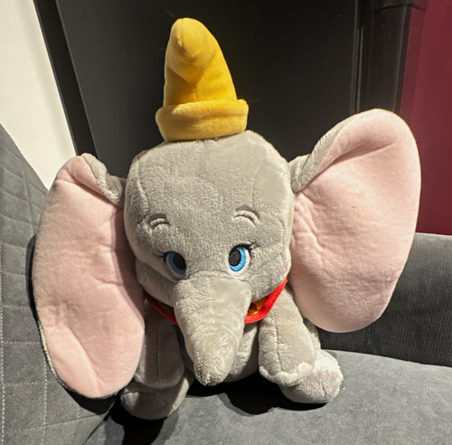 Walt disney dumbo elephant - disney,