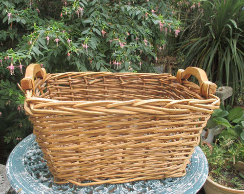 Vintage basket woven wicker - vintage,