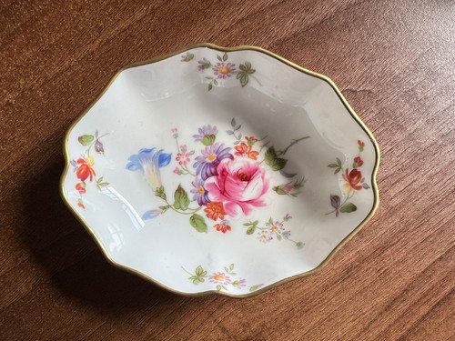 Royal crown derby posies - crown,