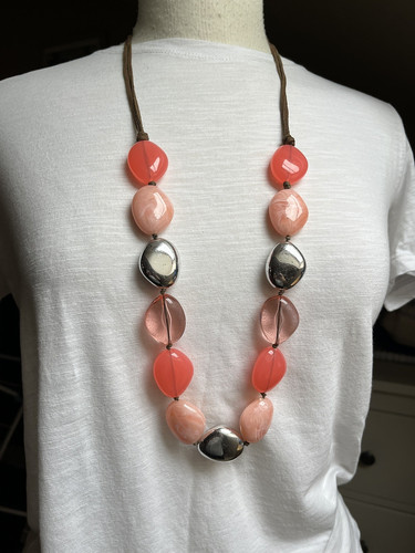Chunky necklace soft - soft, coral
