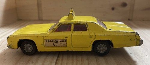 Dinky toys plymouth - dinky,