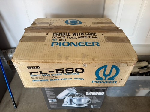 Mint pioneer 560 turntable - pioneer,