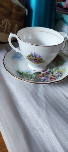 Lovely vintage royal vale bone - vintage,