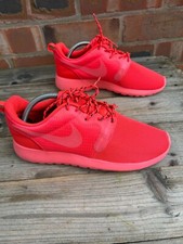 womens NIKE roshe run - size