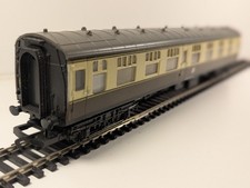 Hornby BR Mk1 Corridor