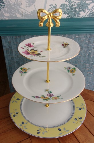 Tier cake stand made - cake,