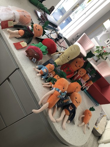 Kevin the carrot bundle - kevin,