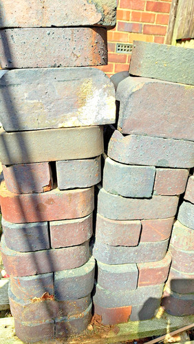Reclaimed bull nose bricks - reclaimed,