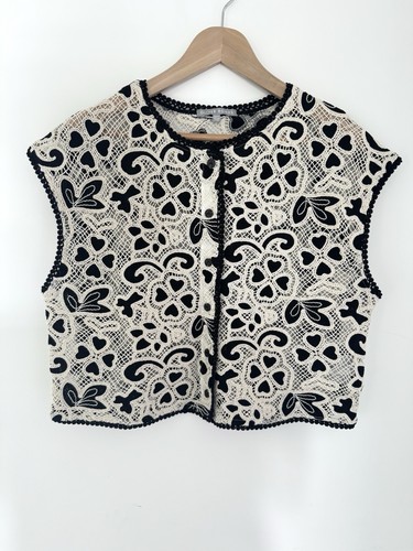 Oliver bonas black cream - oliver,