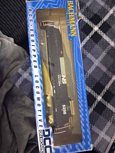 Bachmann gp38 diesel - ho,