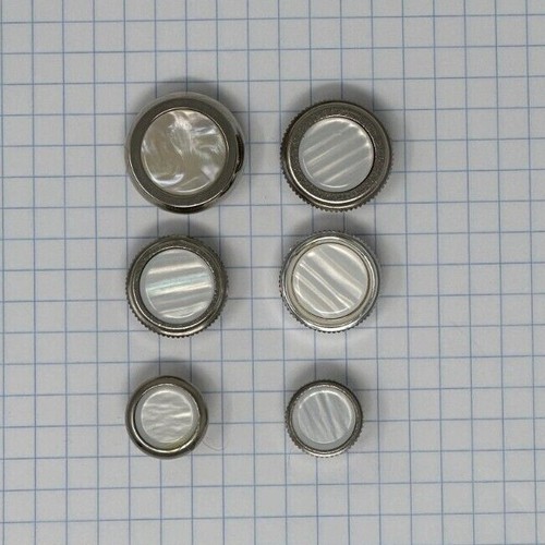Jupiter finger button - jupiter,