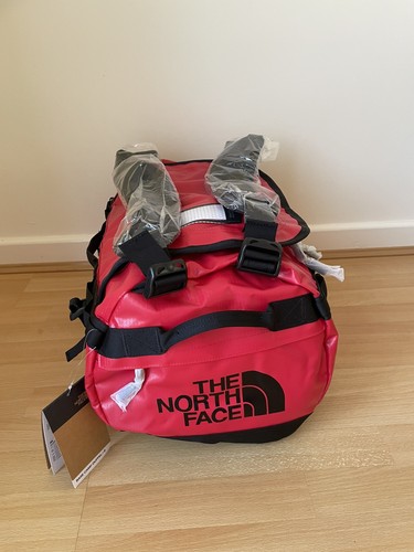 Bnwt the north face base - bnwt, camp