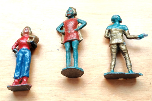Vintage spacemen figures - x,