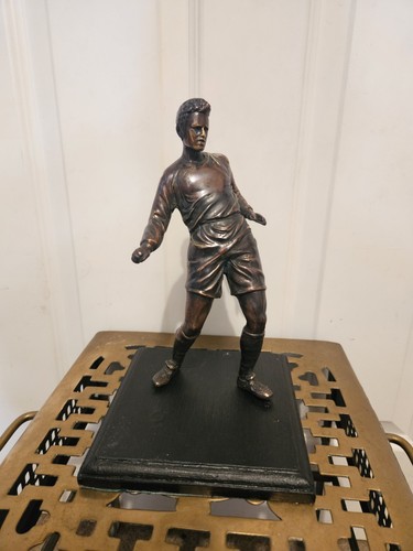 Bronze footballer sculpture - bronze,