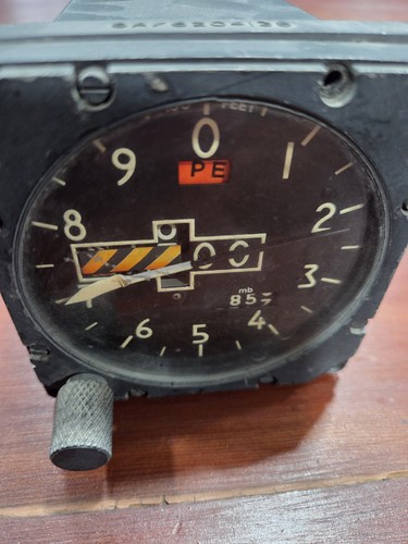 Master altimeter aircraft - master,
