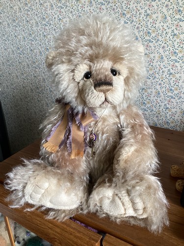 Charlie bears isabelle - charlie,
