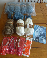 Iceland Lopi Wool / Yarn 9 Balls (900g) +Icelandic Jumper Pattern