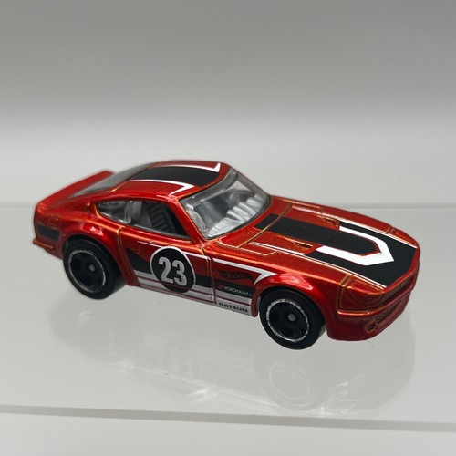 Hot wheels datsun - hot, burnt