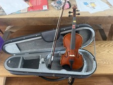 Yamaha V5 quarter Sized violin