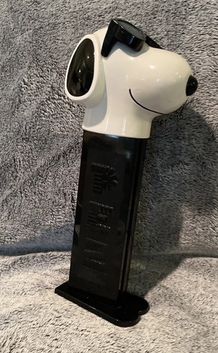 Giant snoopy pez dispenser - giant,