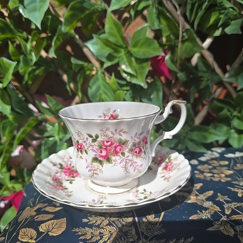 Vintage royal albert - vintage,