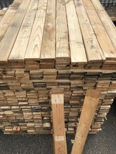 Reclaimed pallet wood wall - reclaimed,