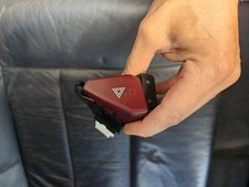 MITSUBISHI SHOGUN ELEGANCE LWB DI-D MK3 2006 HAZARD SWITCH 5DR ESTATE