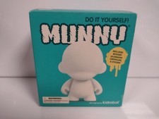 KidRobot Munny Do it Yourself