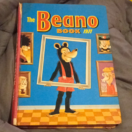 The beano book annual - book,