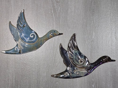Vintage flying duck geese wall - flying,