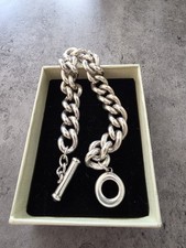 MENS 925 SOLID STERLING SILVER CURB BRACELET WEIGHING A SUBSTANTIAL 83 GRAMS