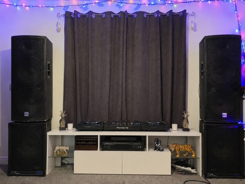 Club system behringer - club, alto