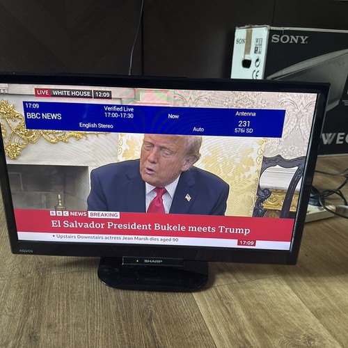 Sharp lc24ld171k full hd - lc24ld171k, 24”