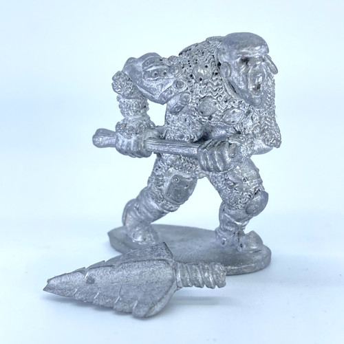 Fantasy giant fighter - giant,