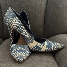 Nine West Navy and Cream