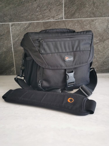Lowepro nova 180 black - lowepro,