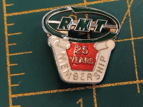 Trade union pin - pin,