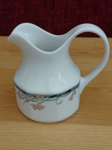 Royal doulton juno - juno, jug
