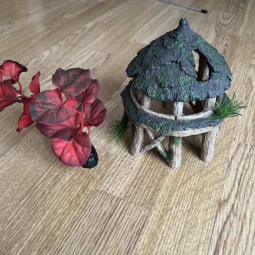 Tree house aquarium decor - tree,