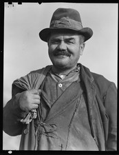 Scott's Run, West Virginia. Peter Percupu - Ground Hog - USA