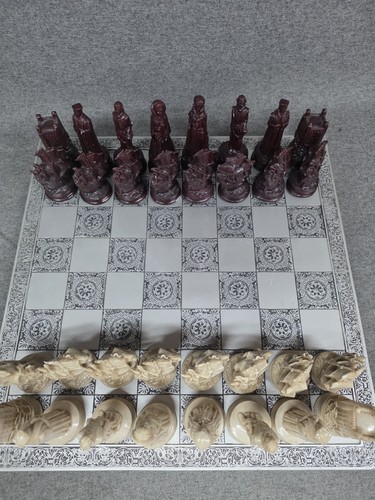 Elizabethan brown ivory - elizabethan, brown-ivory