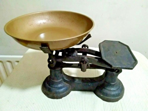 Vintage balance cast iron - vintage,