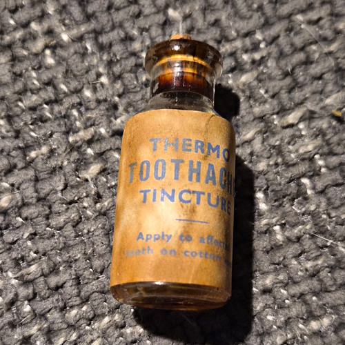Vintage thermo toothache - vintage,