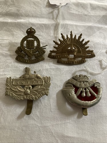 Ww2 cap badges original - badges, x