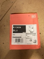 MK K13654BLU Switch Socket