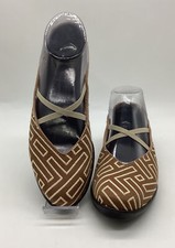 APROPOS Women’s Brown/Tan