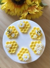 6Pcs Edible Sugar Paste Bee Honeycomb Cake Cupcake Topper Decoration Birthday