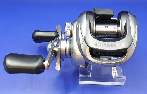 Shimano bait reel - shimano, bass